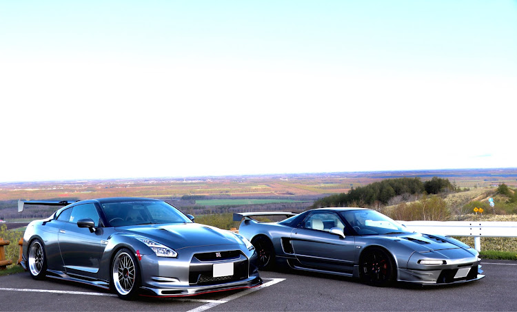 NISSAN GT-Rの過去画像・DJさん・クイズです・外出自粛要請・医療従事者に感謝に関するカスタム事例の投稿画像1枚目