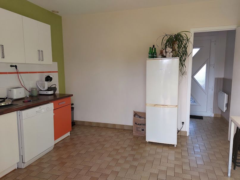 Vente maison 3 pièces 77 m² à Savigné-l'Evêque (72460), 136 000 €