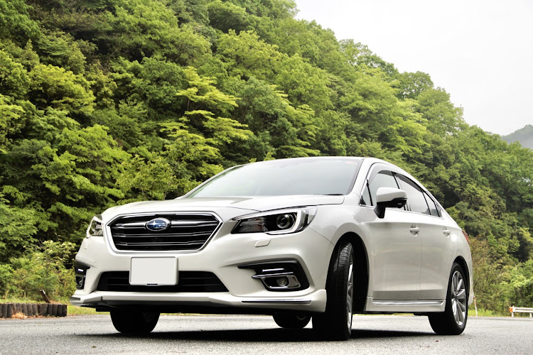 レガシィB4の斜め前・斜め後ろ・ドライブに関するカスタム事例の投稿画像1枚目