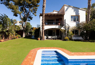 Maison avec jardin et terrasse 20