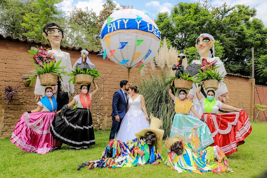 Fotógrafo de casamento Carlos Hernández (globestudio). Foto de 22 de agosto 2021