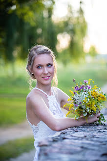 Jurufoto perkahwinan Szandra Nagy-Fábián (nagyfszandra). Foto pada 1 September 2020