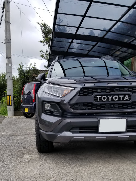 RAV4のグリルマーカー・タコマ風グリル・ワイトレ25mm・ワイトレ30mm・ワイトレ装着に関するカスタム事例の投稿画像6枚目