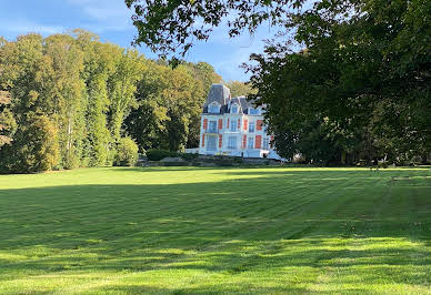 Propriété en bord de mer avec jardin 2