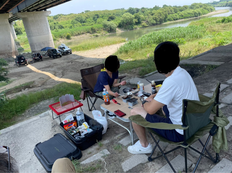 ジムニーのY川でお遊び・ｗａ〜さんラングラーデビュー・川渡り・橋脚の下でデーキャンに関するカスタム事例の投稿画像7枚目