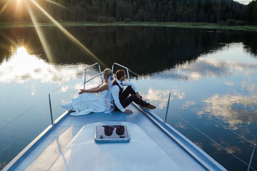 Fotografo di matrimoni Anna Medvedeva (bwedding). Foto del 4 aprile 2021