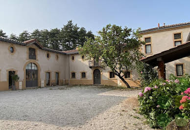 Apartment with terrace 10