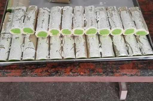 Kaju Roll