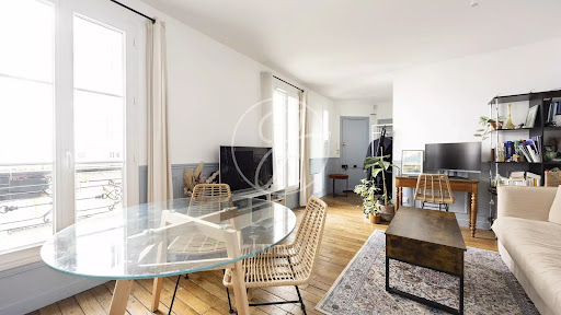 Apartment 4