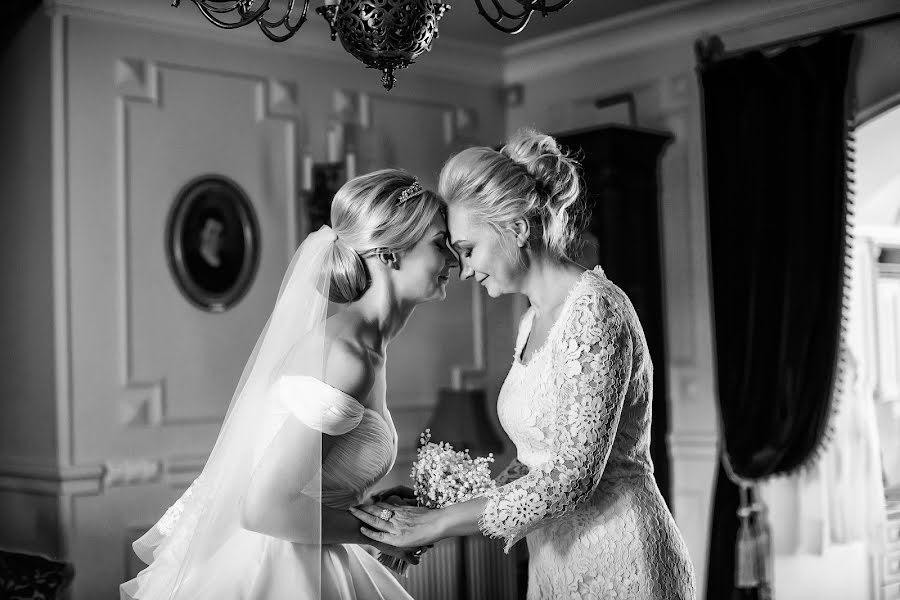 Wedding photographer Lyubov Chulyaeva (luba). Photo of 24 November 2016