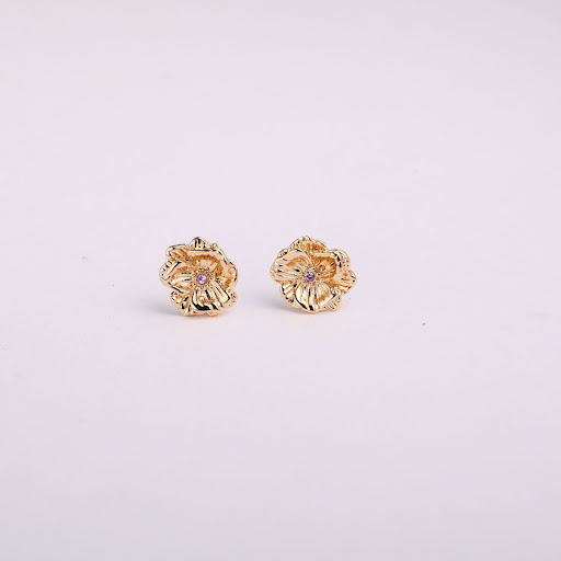 June Ear Nail