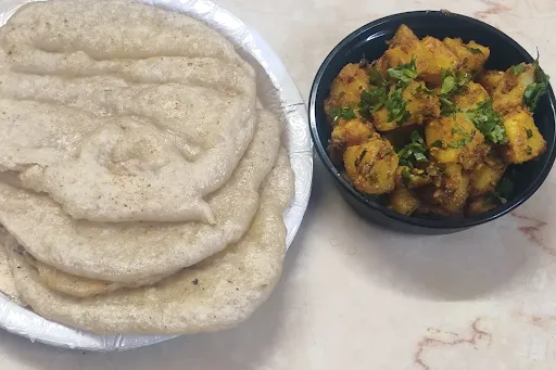 Tasty Spicy Jeera Aloo [250 Ml] With 5 Soft Butter Fried Kulcha