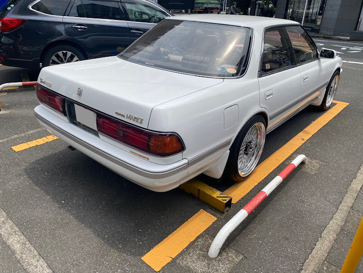 マークIIのタイJDM・gx81マークII・タイの車事情・エアコン修理・アンドロイドモニターに関するカスタム事例の投稿画像1枚目