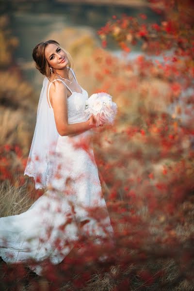 Fotógrafo de casamento Evgeniy Gr (commeilfaut). Foto de 4 de dezembro 2018