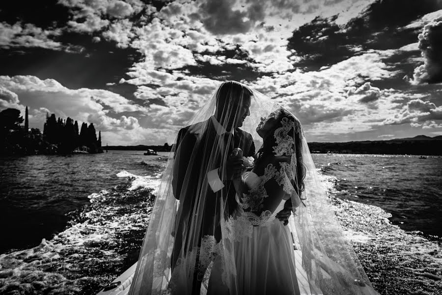 Wedding photographer Cristiano Ostinelli (ostinelli). Photo of 27 July 2017