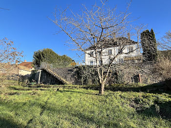 maison à Ainay-le-Château (03)