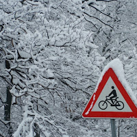 Bianco, nero e...rosso di 