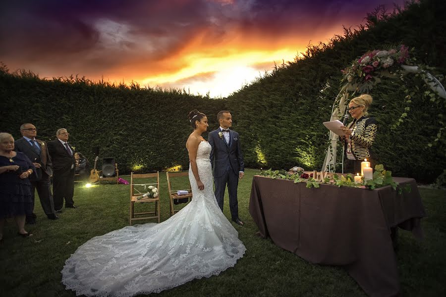 Fotografo di matrimoni Fabián Domínguez (fabianmartin). Foto del 11 aprile 2018