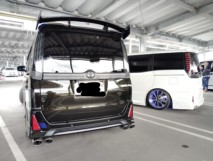 ヴォクシーのオフ会・車高下げてもらえた・TEIN FLEX A・学びの多いオフ・車中泊に関するカスタム事例の投稿画像12枚目