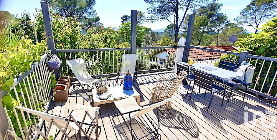 Vente terrain  201 m² à Frejus (83600), 89 500 €