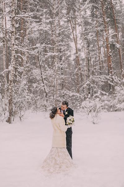 Photographe de mariage Darya Zuykova (zuikova). Photo du 16 janvier 2019