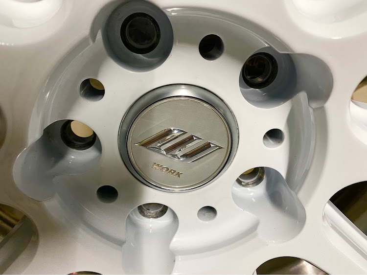 ランサーエボリューションのWORKホイール・ZR10 2P・マイナスオフセット・19インチ・エボXに関するカスタム事例の投稿画像1枚目