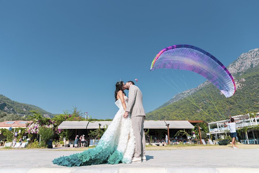 結婚式の写真家Metin Otu (metotu)。2019 10月6日の写真