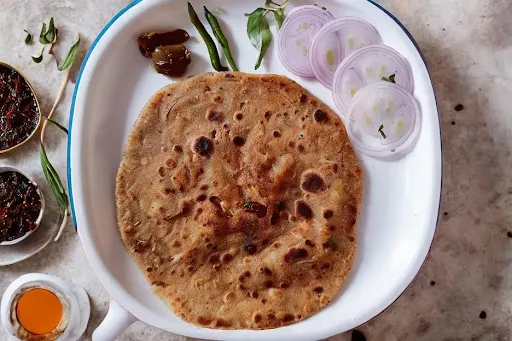 2 Aloo Pyaz Paratha