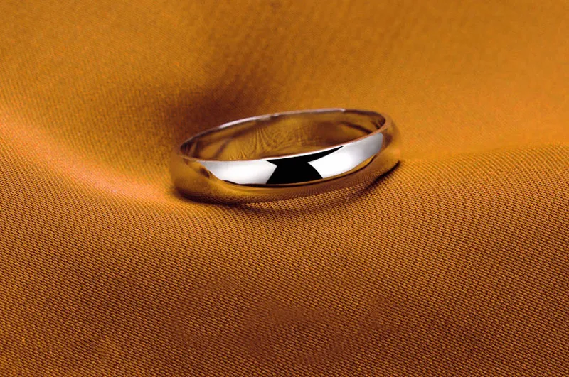 3mm Silver Ring Engraving for Couples Glossy. A personalized, shiny gift to celebrate love. Engrave names, dates, or spe