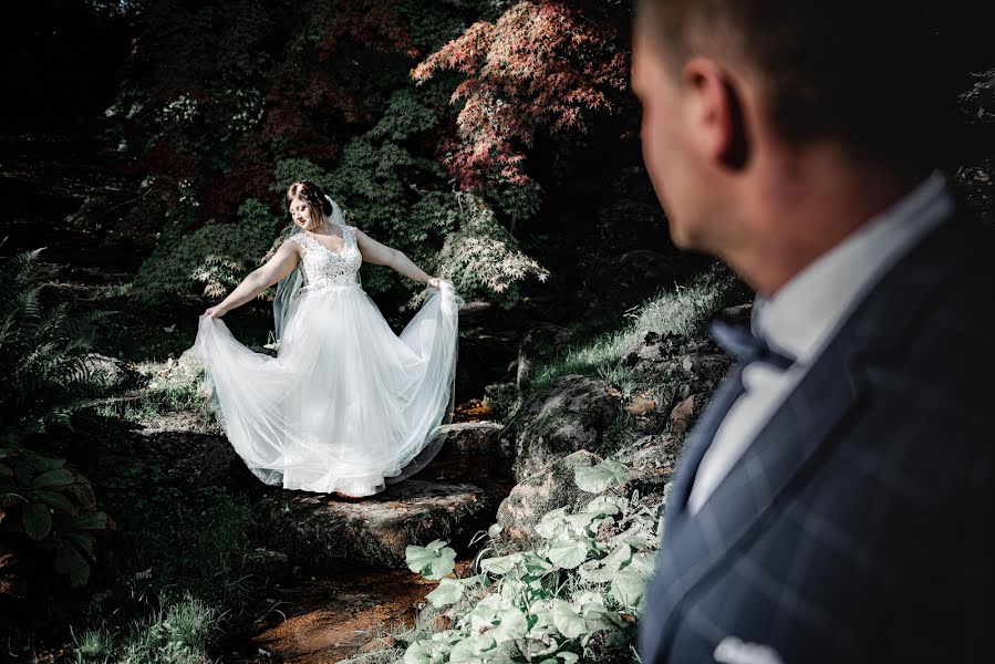 Wedding photographer Tomek Aniuksztys (aniuksztys). Photo of 13 October 2019