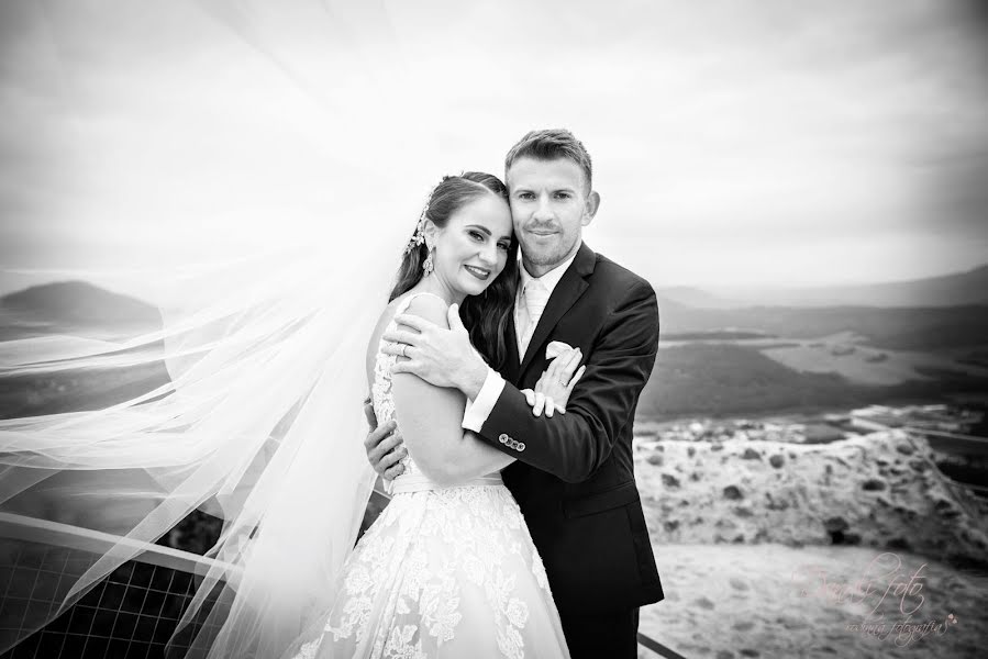 Fotografo di matrimoni Lenka Olejňáková (danalifoto). Foto del 8 aprile 2019