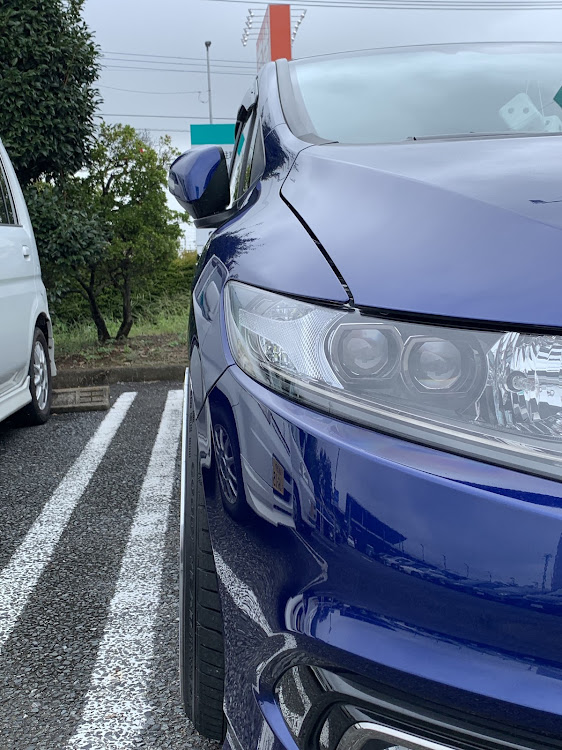ジェイドのタイヤ交換に関するカスタム事例の投稿画像2枚目