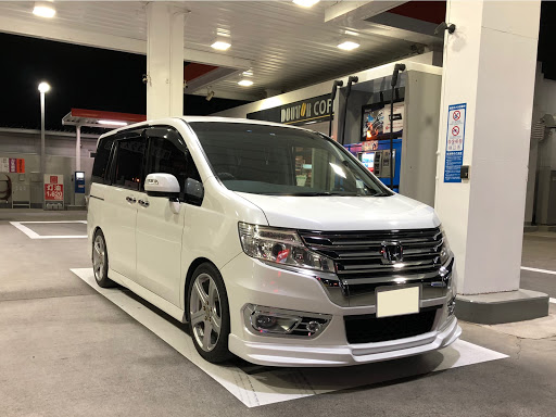 ステップワゴンスパーダ Rk5の愛車紹介 燃費 記録 エコ運転 煽り運転はやめましょうに関するカスタム メンテナンスの投稿画像 車のカスタム情報はcartune