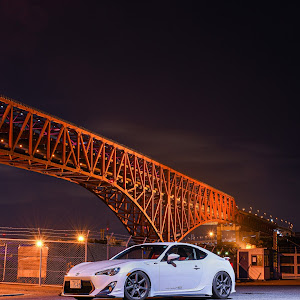 86 ZN6