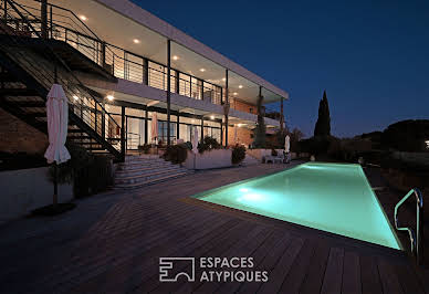 House with pool and terrace 4