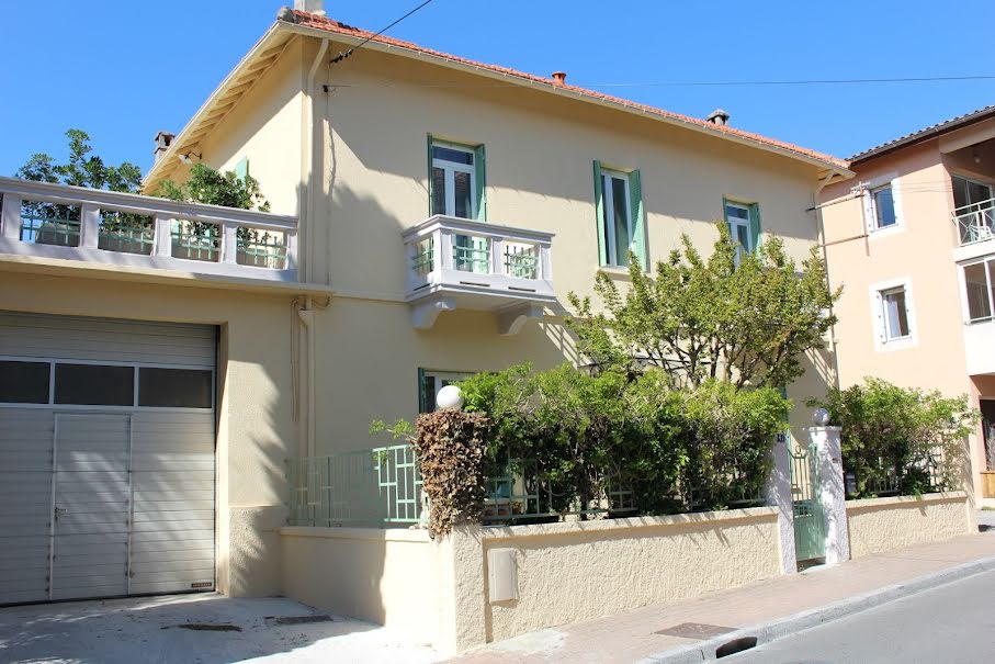 Vente villa 10 pièces 280 m² à Vaison-la-Romaine (84110), 880 000 €