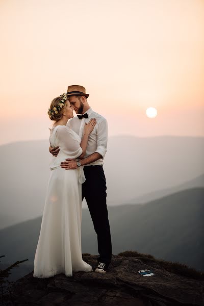 Fotografo di matrimoni Rafał Nawojski (rafalnawojski). Foto del 1 giugno 2017