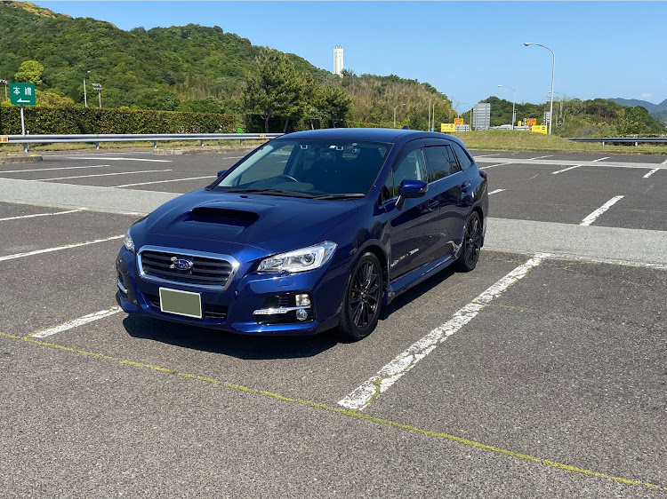 レヴォーグのレヴォーグさんが投稿したカスタム事例の投稿画像4枚目