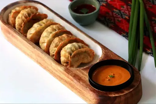 Mushroom Fried Momos [6 Pieces]