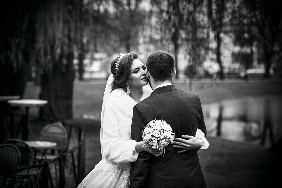 Kāzu fotogrāfs Andrii Khomenko (oksamyt). Fotogrāfija: 23. marts 2018