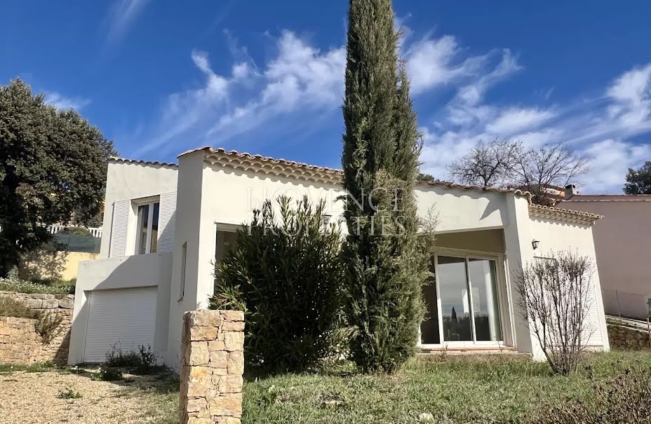 Vente villa 6 pièces 164 m² à Carces (83570), 425 000 €