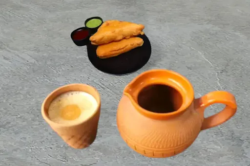 Chai With Bread Pakoda