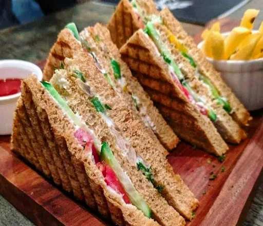 Veg Club Sandwich