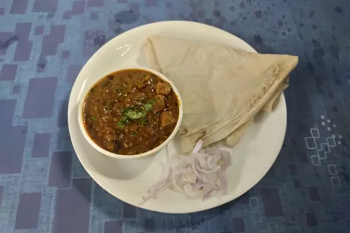 Kaathi Kebab With Rumali Roti