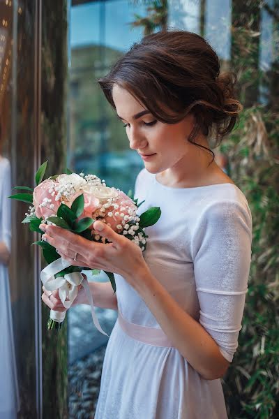 Fotografo di matrimoni Sergey Sales (sergeysalophoto). Foto del 1 marzo 2017