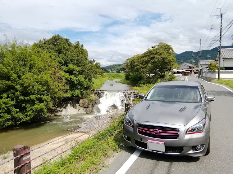 フーガの飛鳥川・滝(名無し)・昔遊んだ場所に関するカスタム事例の投稿画像1枚目