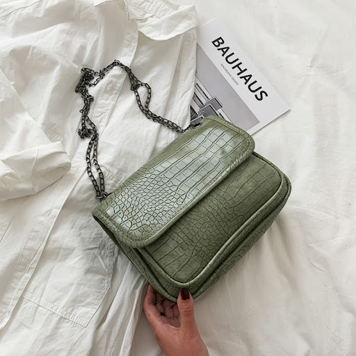 Title 1, All-match Crocodile Pattern Chain Shoulder Mess...