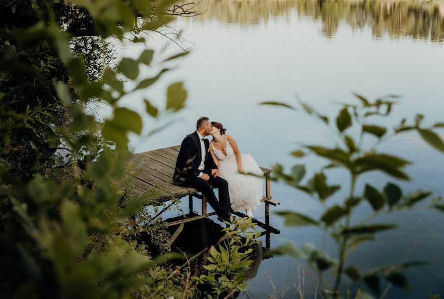 Fotografo di matrimoni Adam Balazs (abvisual). Foto del 5 gennaio 2022