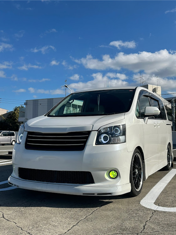 ノアのG.K.J Style.・最高の仲間たちに感謝✨✨✨・お題に乗っかりwwwに関するカスタム事例の投稿画像1枚目