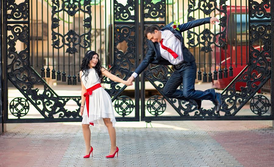 Fotografo di matrimoni Aleksandr Aleshkin (caxa). Foto del 12 settembre 2016